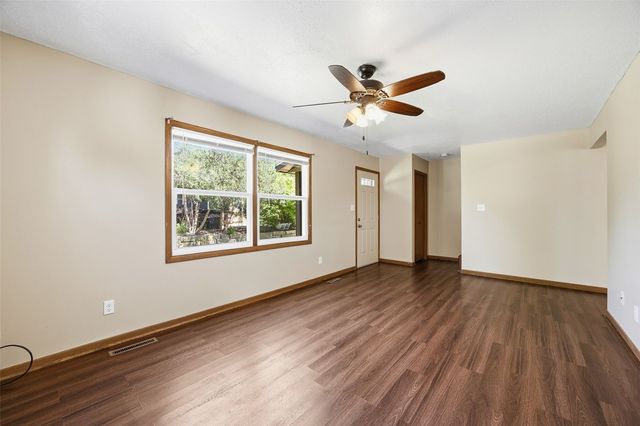 350 & 352 3rd Avenue, Marion, IA 52302
