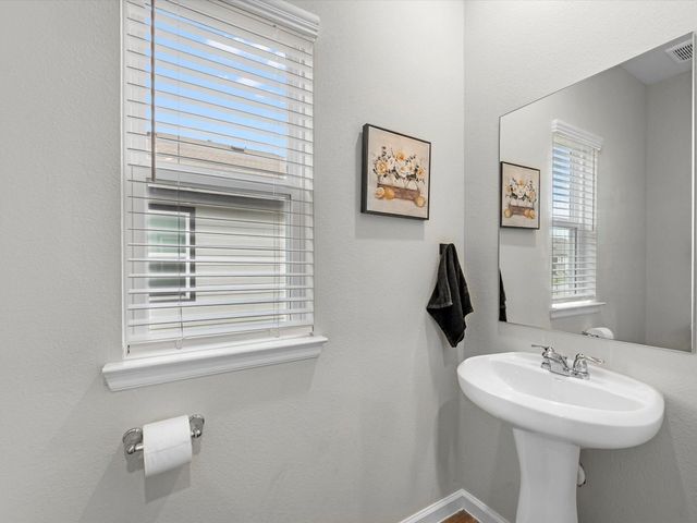 809 Brookside Drive, Dayton, TX 77535