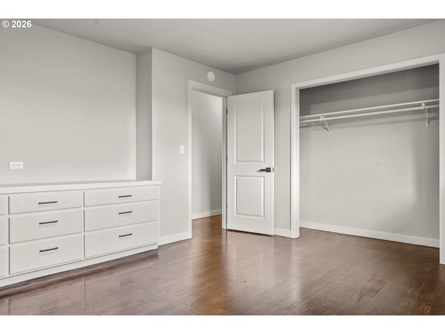 515 MAY St, Molalla, OR 97038