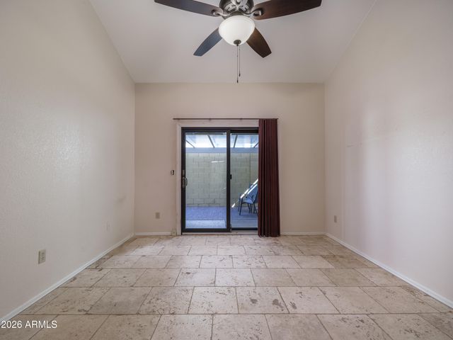 1836 N STAPLEY Drive 136, Mesa, AZ 85203