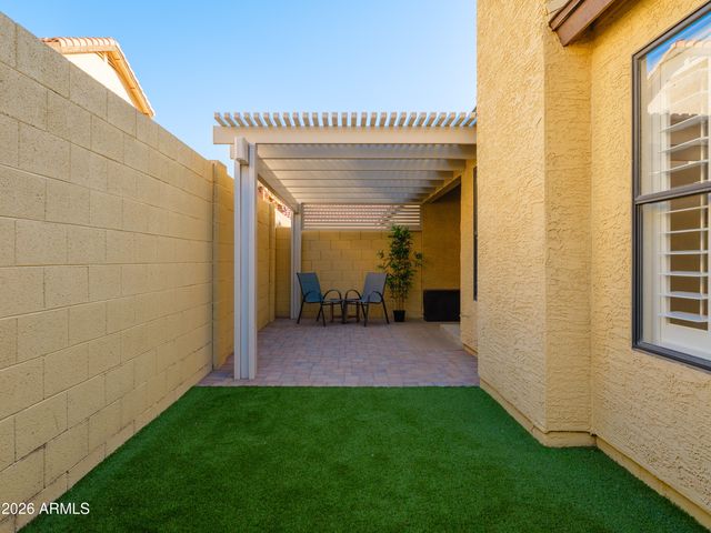 1836 N STAPLEY Drive 136, Mesa, AZ 85203