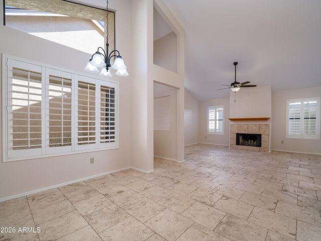 1836 N STAPLEY Drive 136, Mesa, AZ 85203