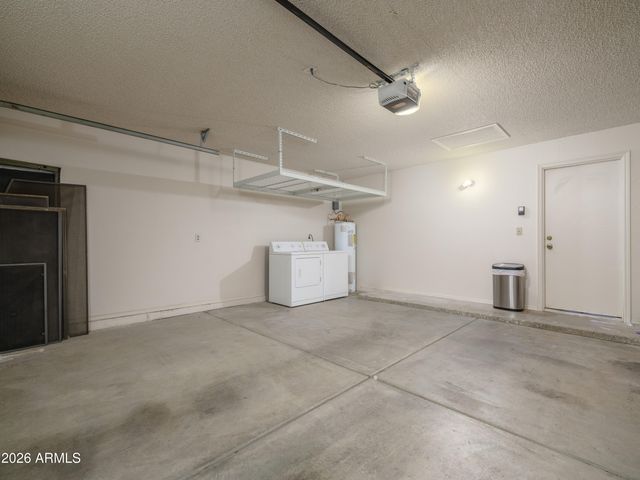 1836 N STAPLEY Drive 136, Mesa, AZ 85203