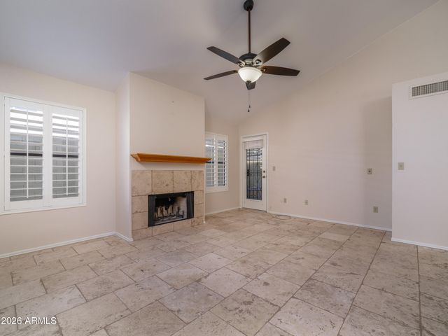 1836 N STAPLEY Drive 136, Mesa, AZ 85203