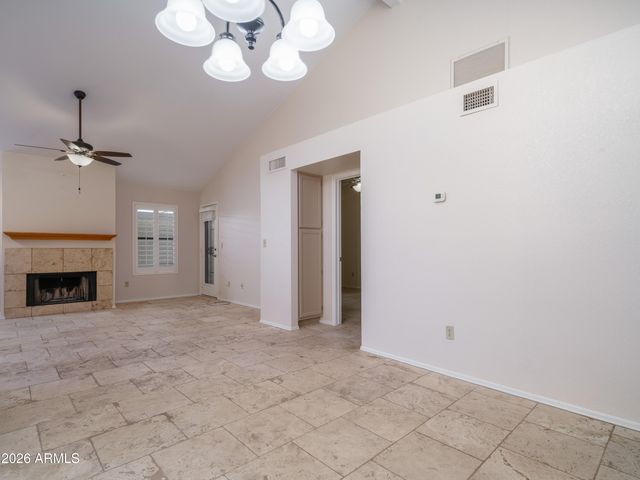 1836 N STAPLEY Drive 136, Mesa, AZ 85203