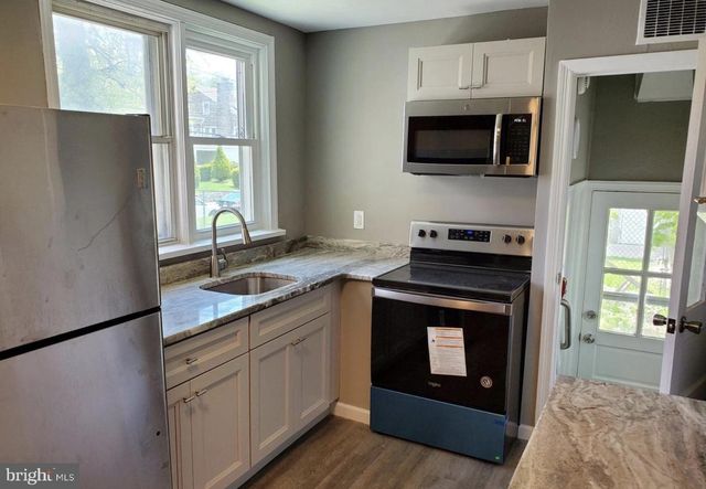 38 COPLEY RD, Upper Darby, PA 19082