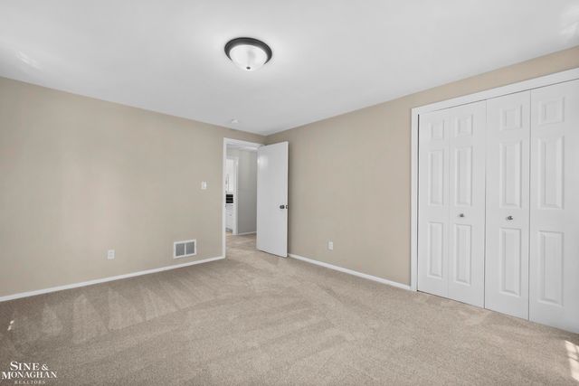 22951 Lee Court, Saint Clair Shores, MI 48080