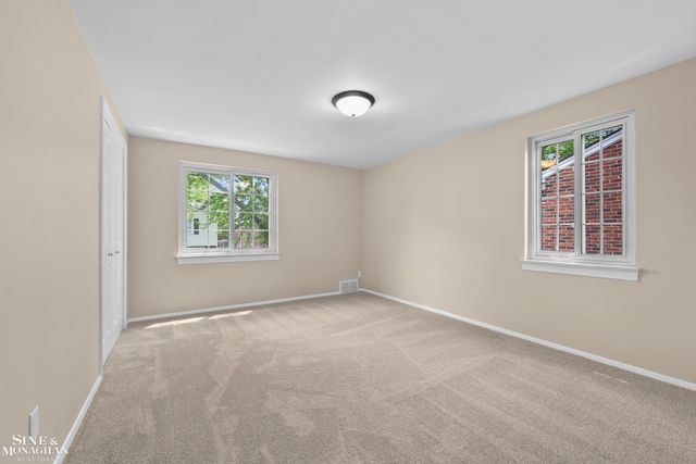 22951 Lee Court, Saint Clair Shores, MI 48080