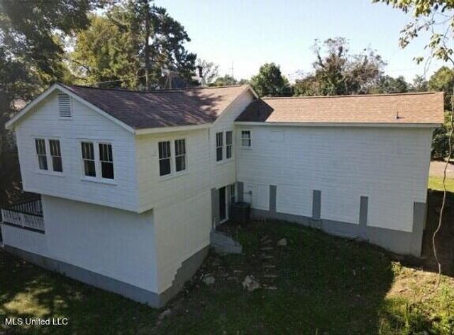 1013 Main Street, Natchez, MS 39120