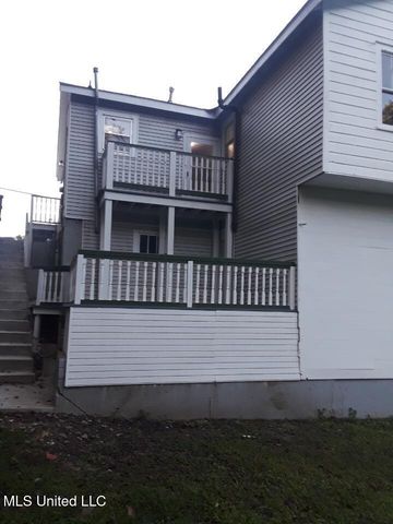 1013 Main Street, Natchez, MS 39120