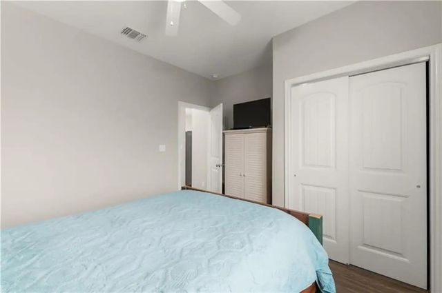 165 Breezy Ct, Port Aransas, TX 78373