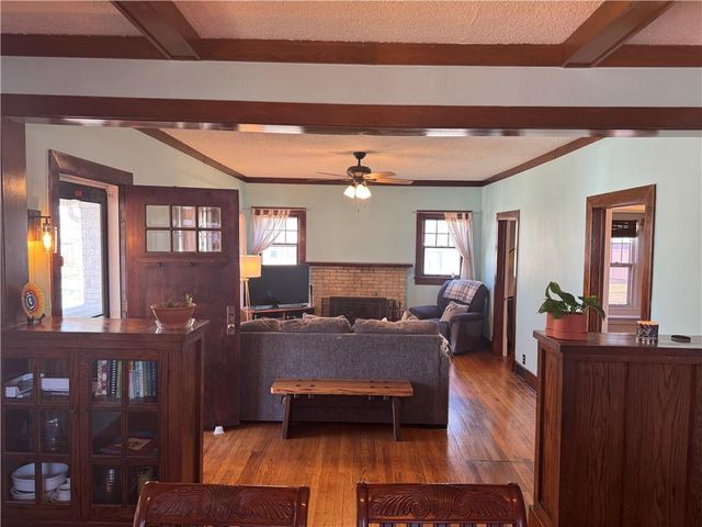 301 S Castle Street, Paola, KS 66071