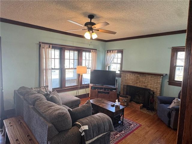 301 S Castle Street, Paola, KS 66071