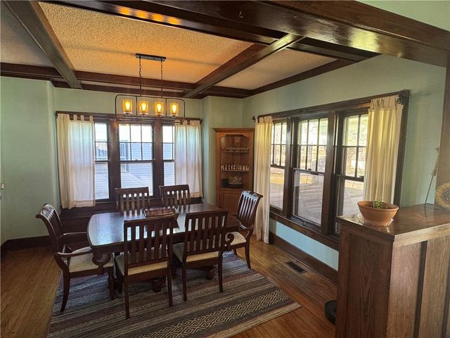 301 S Castle Street, Paola, KS 66071