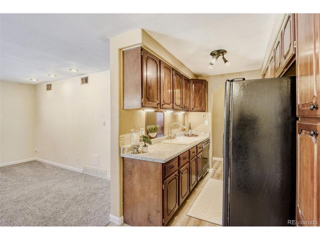 140 E Highline Cir 101, Centennial, CO 80122
