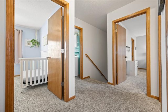 2929 SW Meadow Ridge Drive, Ankeny, IA 50023