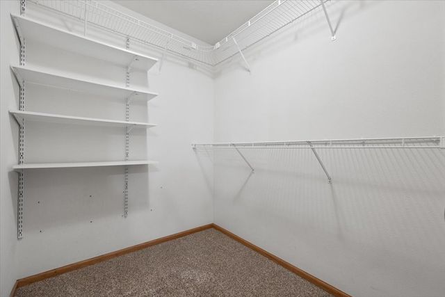 2929 SW Meadow Ridge Drive, Ankeny, IA 50023