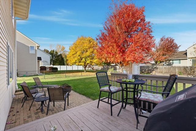 2929 SW Meadow Ridge Drive, Ankeny, IA 50023