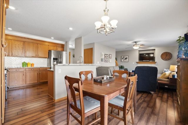 2929 SW Meadow Ridge Drive, Ankeny, IA 50023