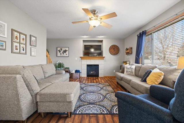 2929 SW Meadow Ridge Drive, Ankeny, IA 50023