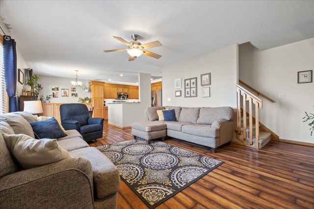2929 SW Meadow Ridge Drive, Ankeny, IA 50023