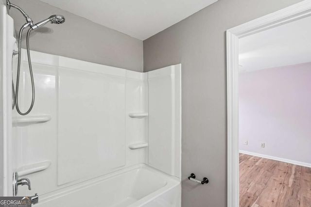 880 Bridge Pointe Court, Alpharetta, GA 30005