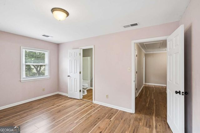 880 Bridge Pointe Court, Alpharetta, GA 30005