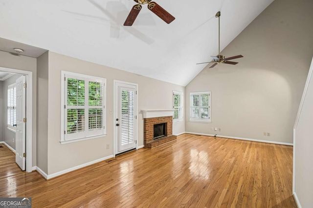 880 Bridge Pointe Court, Alpharetta, GA 30005