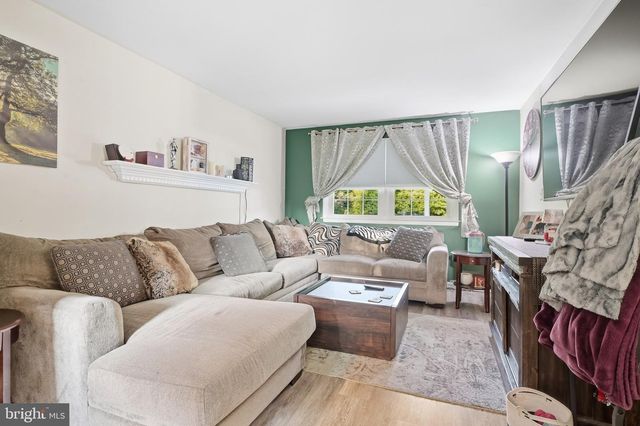 32 RANKIN RD, Newark, DE 19711