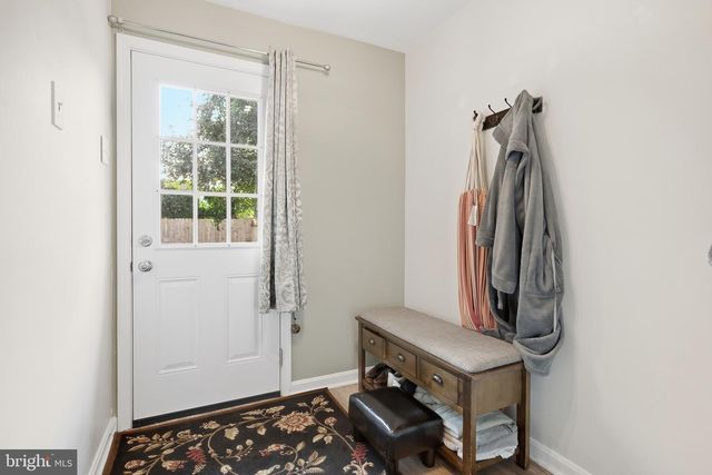 32 RANKIN RD, Newark, DE 19711