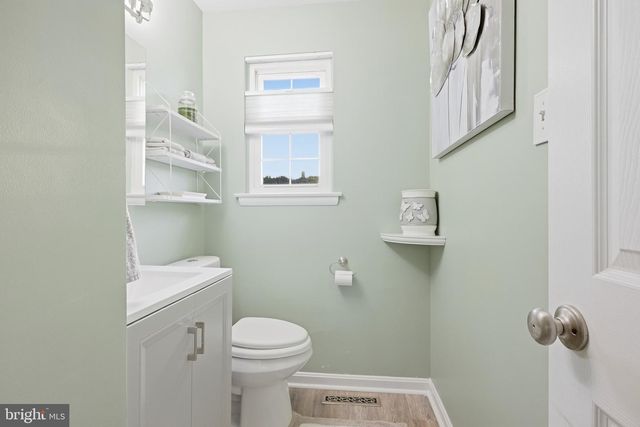32 RANKIN RD, Newark, DE 19711