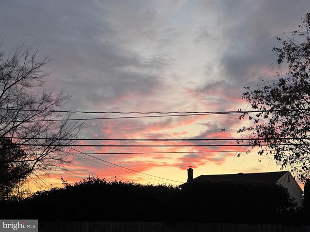 32 RANKIN RD, Newark, DE 19711