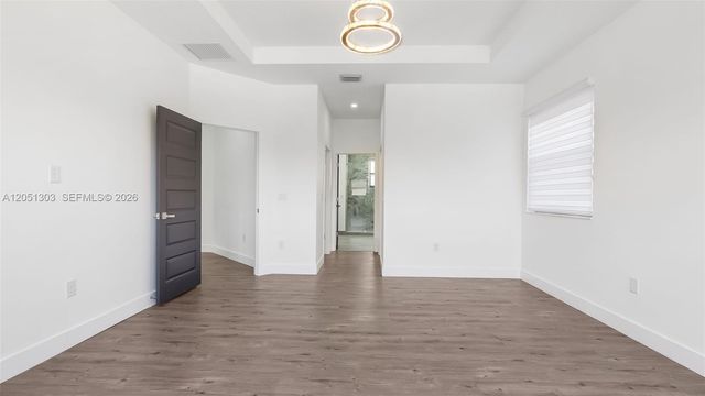 8900 NW 161st Ter, Miami Lakes, FL 33018