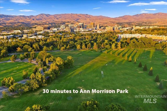 5707 W Elk Trail St, Boise, ID 83714