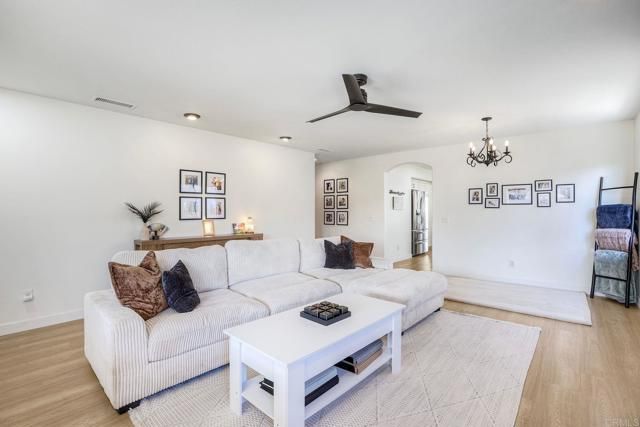 32274 Corte Illora, Temecula, CA 92592