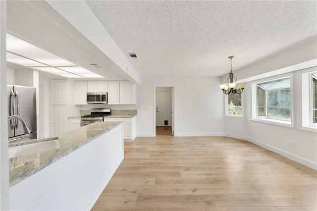 6884 Darlene, Jurupa Valley, CA 92509