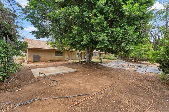 6884 Darlene, Jurupa Valley, CA 92509