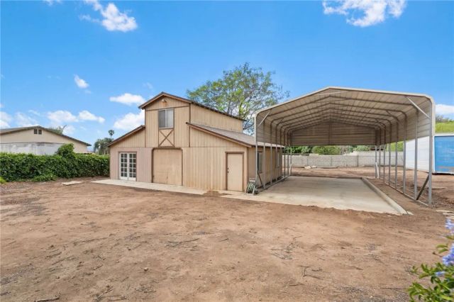 6884 Darlene, Jurupa Valley, CA 92509