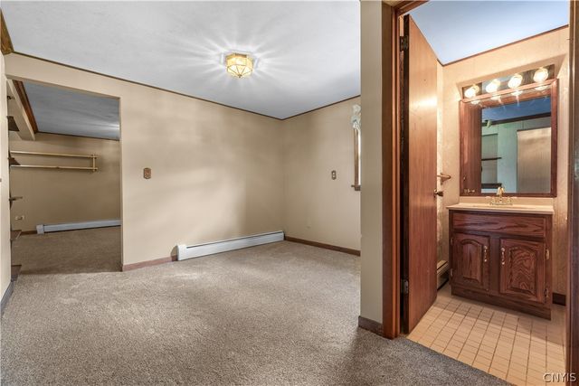 464 Oakdale Avenue, Utica, NY 13502