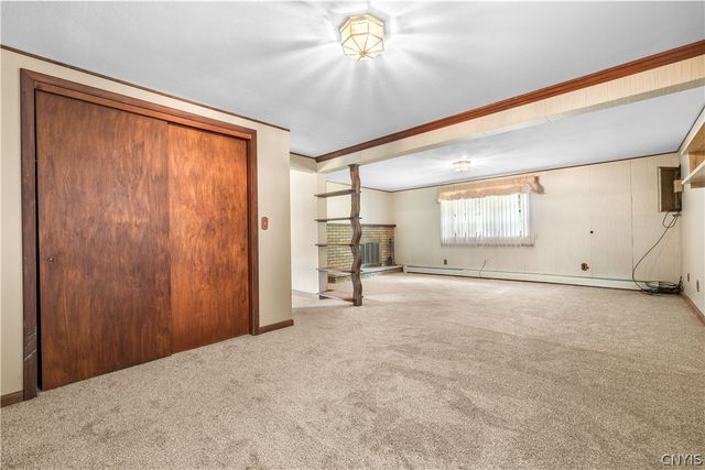 464 Oakdale Avenue, Utica, NY 13502