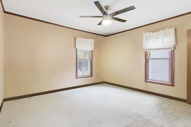 1810 Dupont Avenue N, Minneapolis, MN 55411