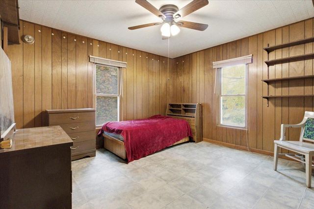 1810 Dupont Avenue N, Minneapolis, MN 55411