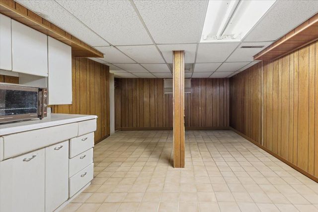 1810 Dupont Avenue N, Minneapolis, MN 55411