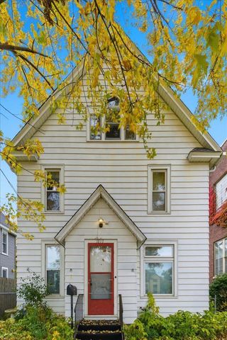 1810 Dupont Avenue N, Minneapolis, MN 55411