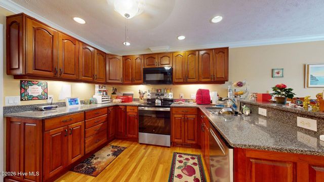 28 Devon Drive, Pinehurst, NC 28374