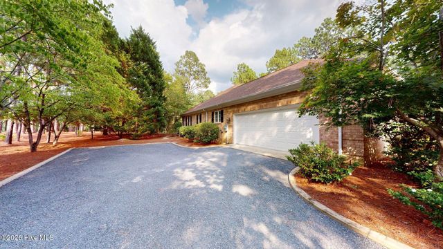 28 Devon Drive, Pinehurst, NC 28374