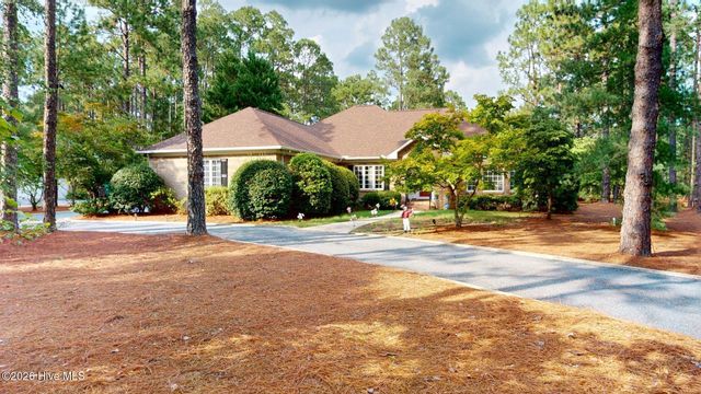 28 Devon Drive, Pinehurst, NC 28374