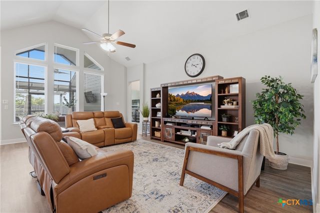 3204 Joshs Way, Marion, TX 78124