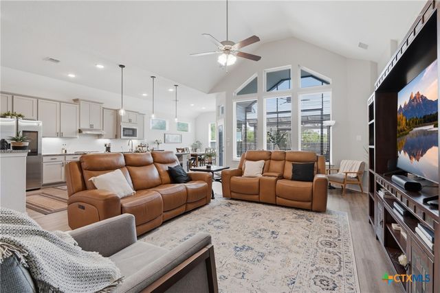 3204 Joshs Way, Marion, TX 78124