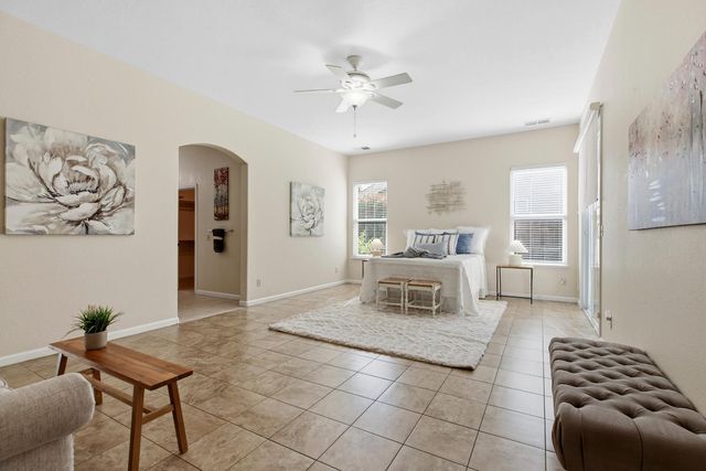 3808 Guildford Ln, Modesto, CA 95355